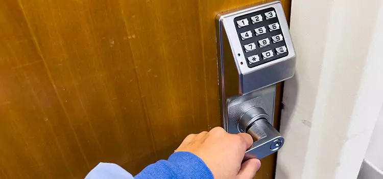 Why Choose Us for Your Keypad Lock Needs in Poinciana, FL?